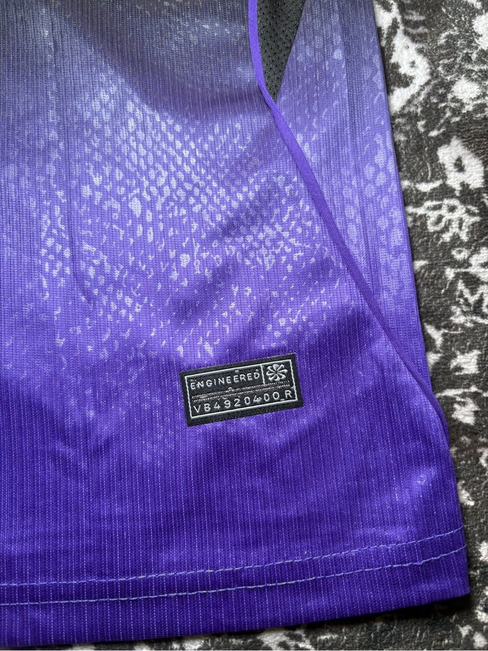 Barcelona Lamine Yamal #10 2026/27 Away Jersey - Picture 3 of 4